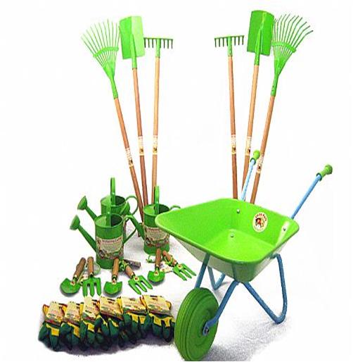 Store Gardening Tools for the winter